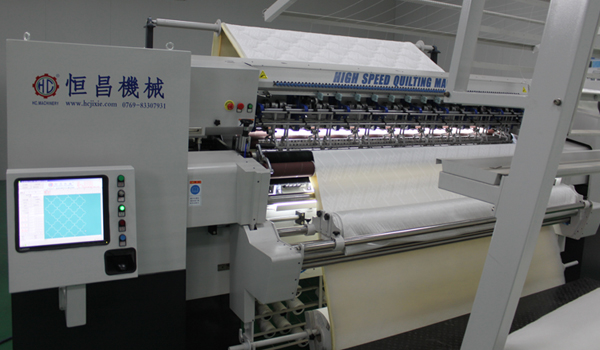 电脑绗缝机功能与优点